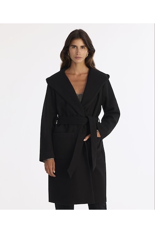 Yargıcı Kapüşonlu Ve Kemerli Uzun Palto 25kkpl5018v 001 Siyah