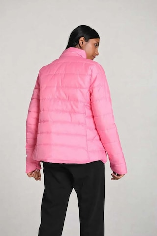 Puma 84666037 Ws Lightweight Padded Kadın Spor Mont Pembe