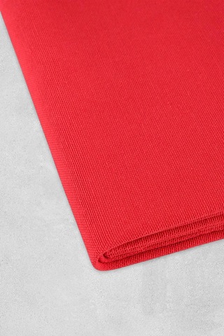 Roma Kırmızı Masa Örtüsü