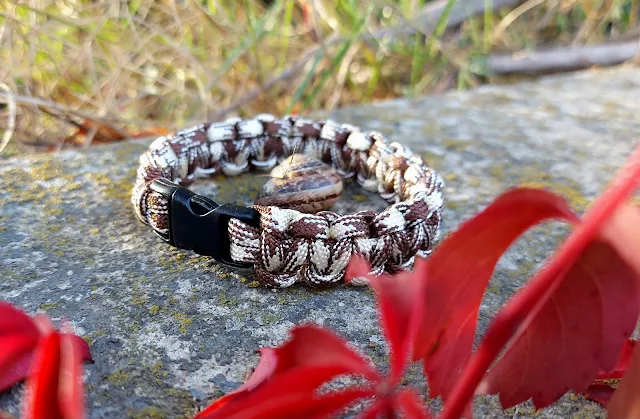 Kahverengi Kamuflaj Paracord Bileklik Çok Renkli