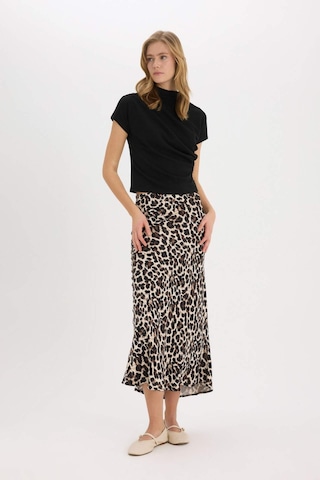 DeFacto A Kesim Leopar Desenli Normal Bel Saten Midi Etek D7648AX24AUBK81 Siyah