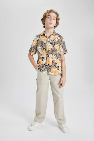 DeFacto Erkek Çocuk Oversize Geniş Kalıp Desenli Viskon Kısa Kollu Gömlek B7132A824SMBN164