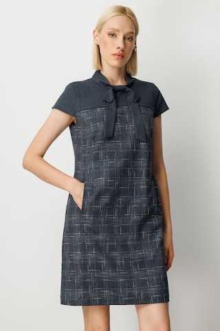 Ekol Kadın Yakası Fiyonk Detaylı Desenli Elbise 4019 Lacivert Lacivert