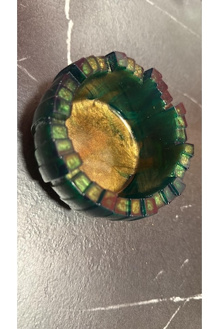 Çam Yeşili Ve Gold Renkli Altı Gold Simli Süsleme Tırtıklı Sukulent Model Epoksi Saksı El Yapımı Hediyelik Çmyşlgldskks