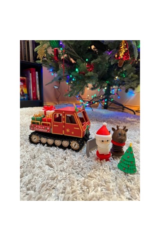Yılbaşı Süsü Noel Baba İle Kar Küreme Aracı Yeni Yıl Hediyesi