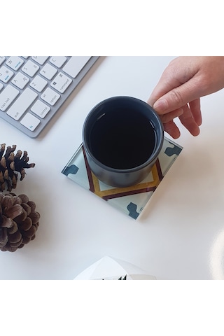 Decorita Cam Bardak Altlığı | Çini Desen |4'lü Takım| 10cm x 10cm Çok Renkli