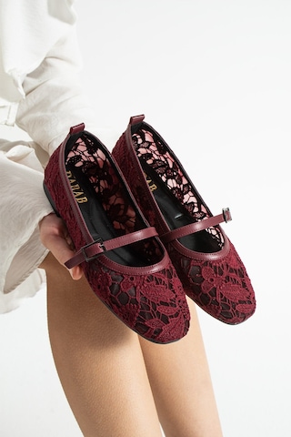 Dabab Shoes Merına Kadın Bordo Düz Babet Dantel Dokuma Çiçek Desenli Tokalı Düz Ayakkabı