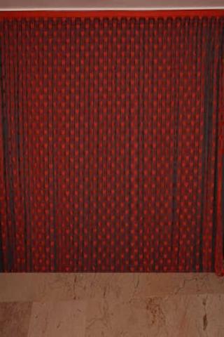 Kalpli Model Kırmızı Renk Ip Perde Hazır Ip Perde 300x270