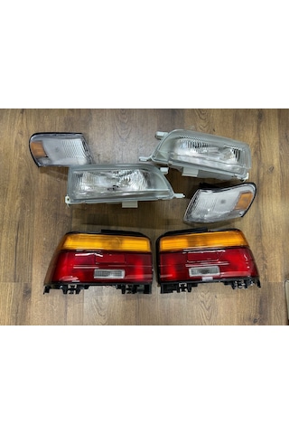 Toyota Corolla Ae101 Ön Far + Sinyal + Stop Seti 1993-1998