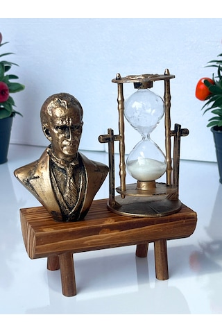 Atatürk Büstü Ve Kum Saati Ahşap Standlı Dekoratif Biblo