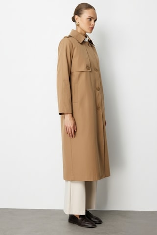 Mizalle Camel Apoletli Klasik Maxi Mac Trençkot CAMEL