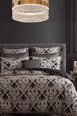 İqon Lastikli Çarşaflı Nevresim Takımı Çift Kişilik Damask Bej Siyah