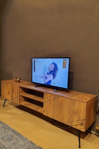 Yat Tv Ünitesi Çeviz Kare Çapraz Tek Alt Atlantik Çam Atlantik Çam