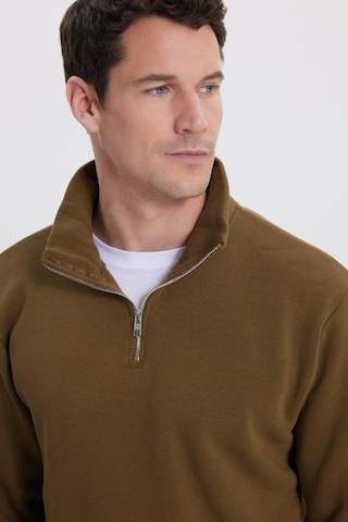 Tudors Unisex Relax Fit Rahat Kesim Pamuklu İçi Polarlı Yarım Fermuarlı Yeşil Dik Yaka Sweatshirt-35164 Yeşil