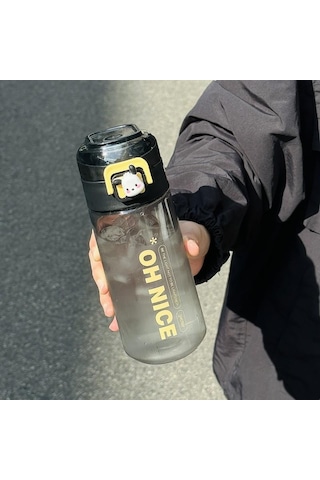 Tuomeng Basit Taşınabilir Yeni Stil Yaz Su Bardağı Pipetli Yüksek Görünümlü Öğrenci Pc Mektup Plastik Bardak 560 Ml Siyah