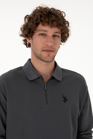 U.S. Polo Assn. Erkek Comfort Fit Yarım Fermuarlı Antrasit Sweatshirt 50313754-VR006