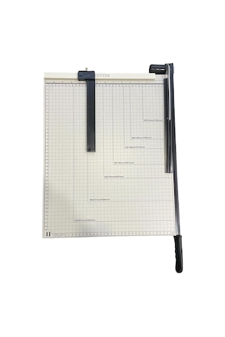 Metal Tablalı Kollu Giyotin - A3