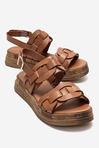 Luvishoes Elvoro Taba Hakiki Deri Örgü Bantlı Kadın Sandalet