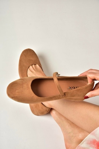 Fox Shoes Y250770702 Taba Süet Alçak Dolgu Tabanlı Kadın Ayakkabı Taba