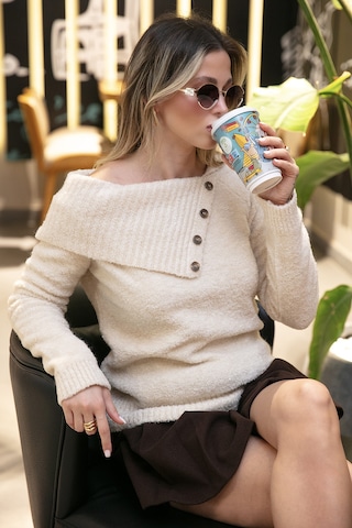 Lela Premium Regular Fit Kayık Yaka Düğme Detaylı Bayan Kazak 680Kz002563 Taş