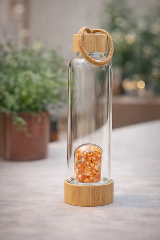 Sarı Adventurin Doğal Taş Bambu Kapaklı Cam Su Matarası - 550 Ml - Özel Kılıflı Beyaz