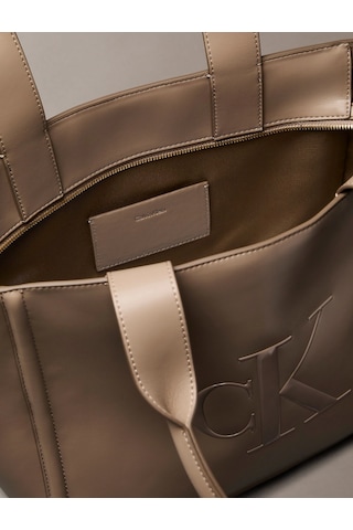 Calvin Klein Bold Ck Orta Boy Kadın Kahverengi El Çantası Lv04f3218g-vfu Kahverengi