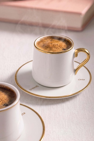 Beyaz Gold Detaylı 6 Kişilik Fincan Takımı 12 Parça