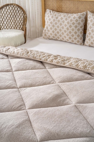 Rivaistanbul Bej Geometrik Loura Çift Kişilik Çift Taraflı Lüx Wellsoft Yorgan Seti 195x215 Cm Bej