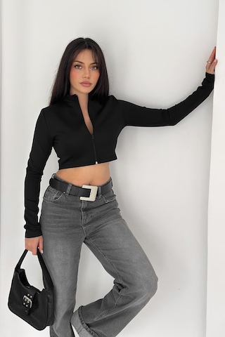 Kadın Fermuarlı Crop Ceket Dinamik & Modern Stil Siyah