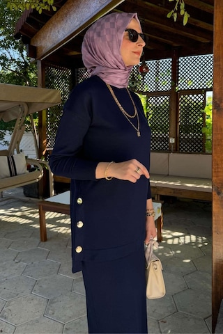 Sezen Triko Takım Lacivert Çok Renkli