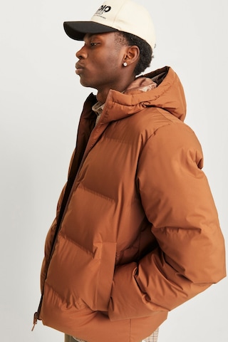 Jack & Jones Erkek Jjpayne Kapüşonlu Rüzgar Geçirmez Puffer Mont 12256887 Bisküvi Bisküvi Bakır