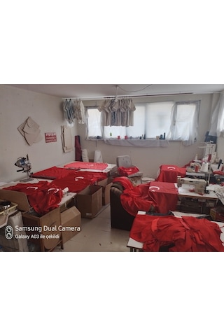 Maşidem Kostüm Konya - Bayrak Pelerin 3 Adetli Kırmızı
