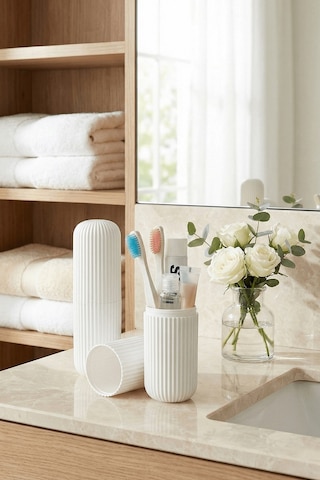 Beyaz - Seyahat Tipi Diş Fırçası, Makyaj Malzemesi Saklama Kabı, Çok Amaçlı Aksesuar Organizeri Beyaz