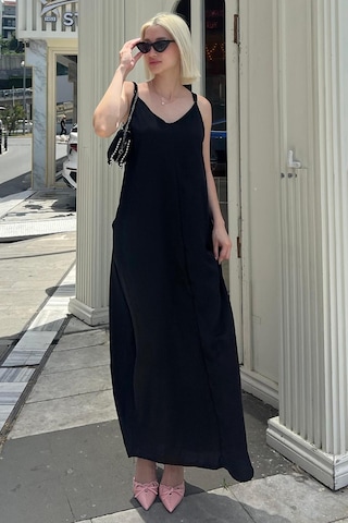 Madmext Siyah Askılı Oversize Uzun Elbise Mg2038-siyah