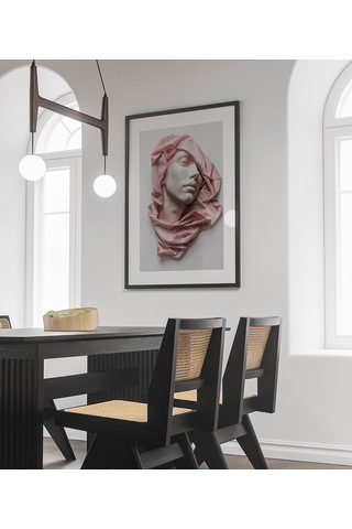 Pembe Eşarplı Kadın Poster