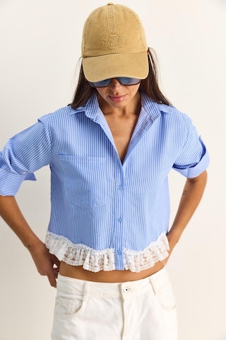 Shade Kadın Dantel Detaylı Çizgili Poplin Crop Gömlek Dg261023 60286099 - Mavi
