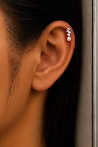 Sertifikalı 316l Çelik Taşlı Şimşek Figürlü İnci Detaylı Premium Gümüş Renk Tragus Ve Helix Piercing