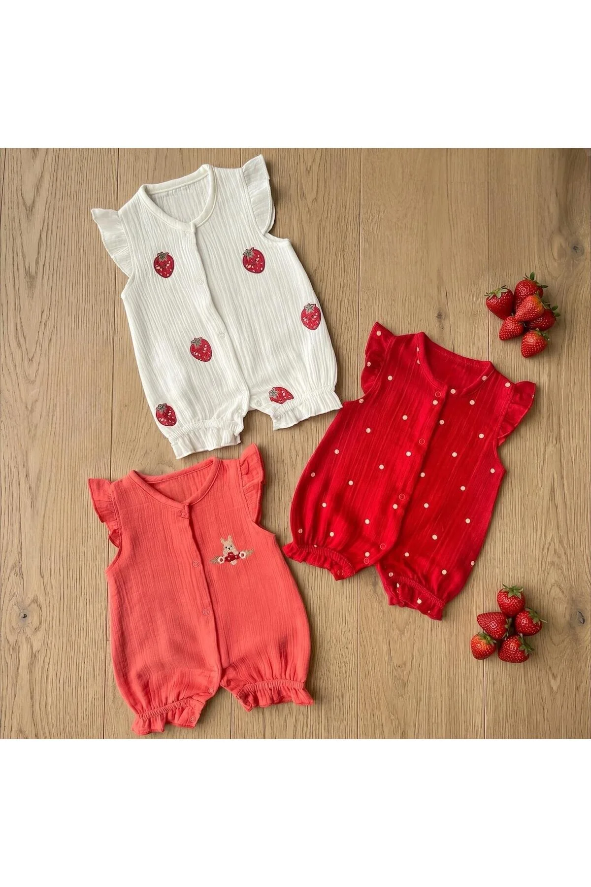 Altıntaş Baby 3'lü Kız Bebek Müslin Tulum Set Beyaz Kırmızı Mercan