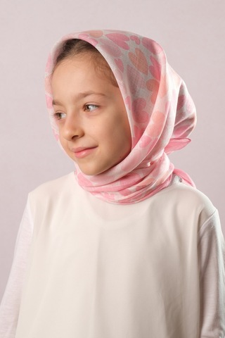 Hürrem Bone Pudra Dijital Baskılı Çocuk Tesettür Eşarp Pamuk Polyester Kalp Desenli 6003 06 Pudra