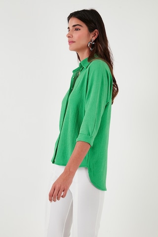 Lela Arkası Uzun Truvakar Kol Bayan Gömlek 5865596 Benetton