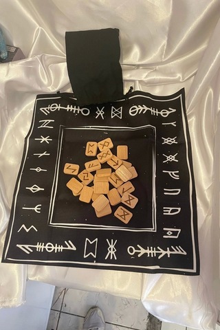 Rune Semboli Taşları Run Taşları Örtüsü Sunak Nordic Runes Örtüsü Sunağı Ve Taşları Seti