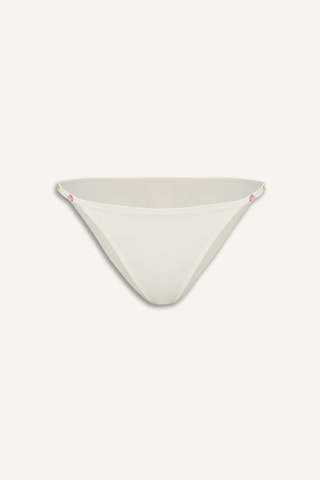Defacto Lilyrose X Defacto Regular Fıt Bikini Altı H8849ax26hswt16 Beyaz-wt16
