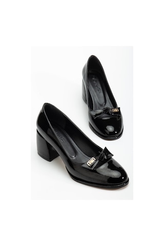 Büyük Beden Kadın Kalın Topuklu Ayakkabı Siyah Rugan Fiyonklu Yuvarlak Burun-4300 Siyah