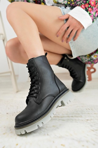 Nesil Shoes Dvm 5010 Siyah Bağcıklı Kadın Bot-siyah Siyah