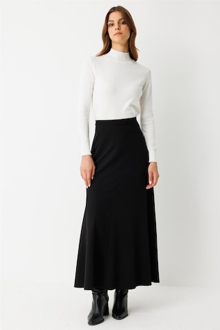 Verev Parça Detaylı Etek Siyah Siyah