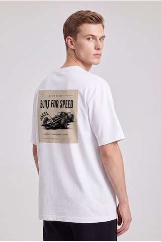 Black Nova Oversize Baskılı Unisex Tişört Built For Speed Beyaz