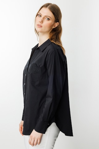 Ekol Kadın Büyük Beden Polo Yaka Gül Nakışlı Cepli Gömlek 3504 Siyah Siyah