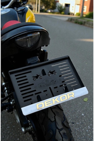 Motorsiklet Dekor Plakalık Sarı Parlak Kabartmalı Krom Yazı 1 Adet Motor Plakası