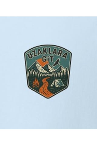 Wildstyle Uzaklara Git Renkli Vintage Dağ Doğa Macera Rozet Baskılı Unisex Bisiklet Yaka Pamuklu Tişört Bebek Mavisi