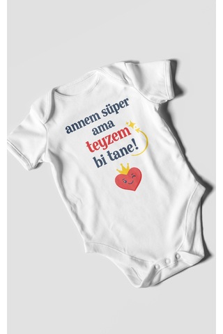 Morivokids Annem Süper Ama Teyzem Bi Tane Kısa Kollu Bebek Body %100 Pamuk Beyaz